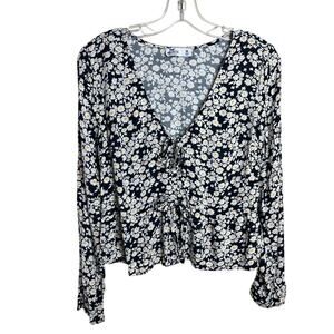 Hollister | Women's Size M Black V-Neck Ruffle Daisy Floral Top